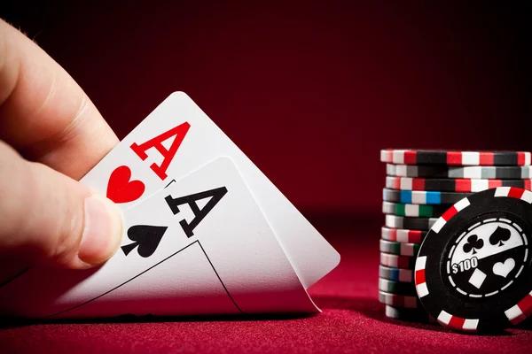 Strategic Moves: Dominobet Tips for Success