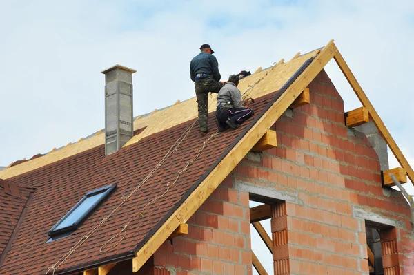 Common Roofing Issues Addressed by Indianapolis Contractors