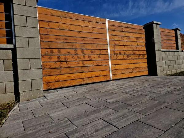 From Start to Finish: The Complete Garage Door Installation Experience